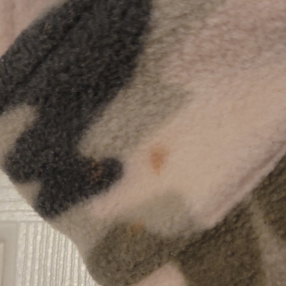 Place Girl's Camo Fleece Pullover - Picture 3 of 7